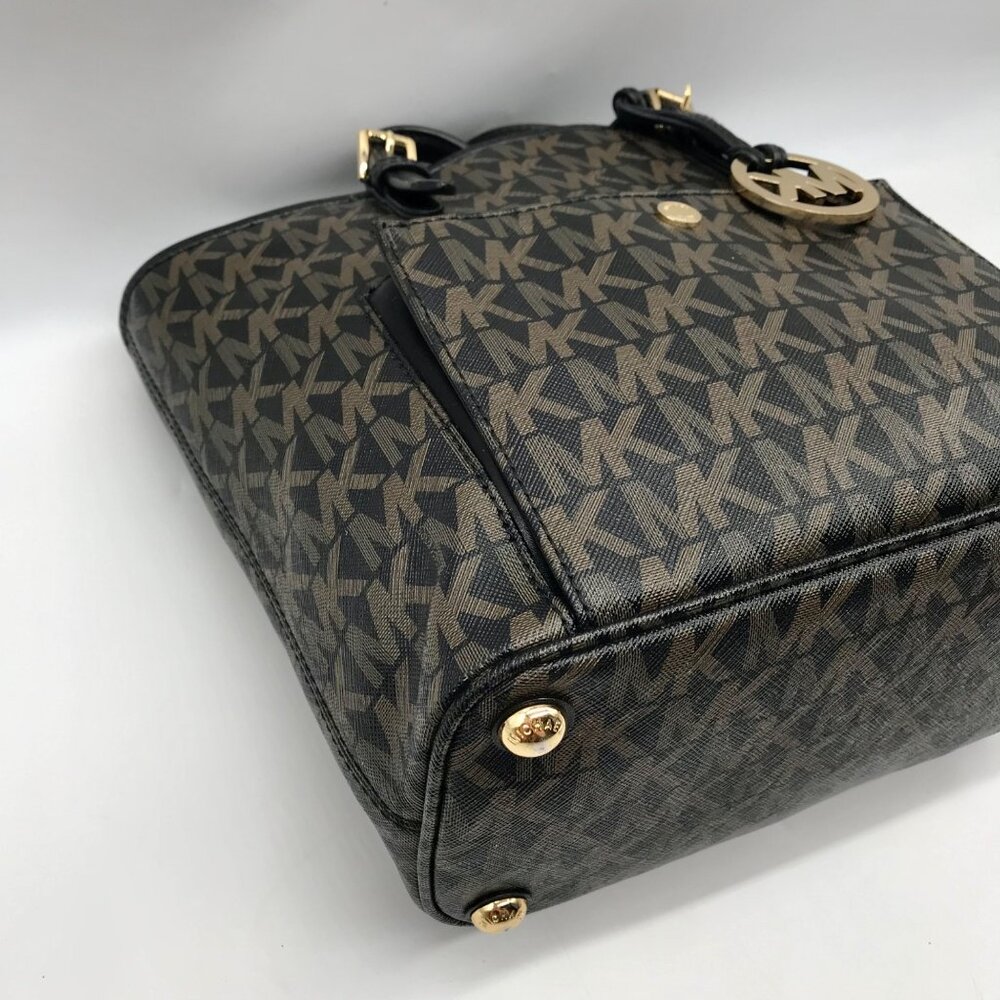 Michael Kors Brown Monogram Leather Carmen Shoulder Bag - Picture 7 of 10